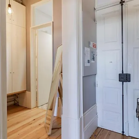 Very In Apartment